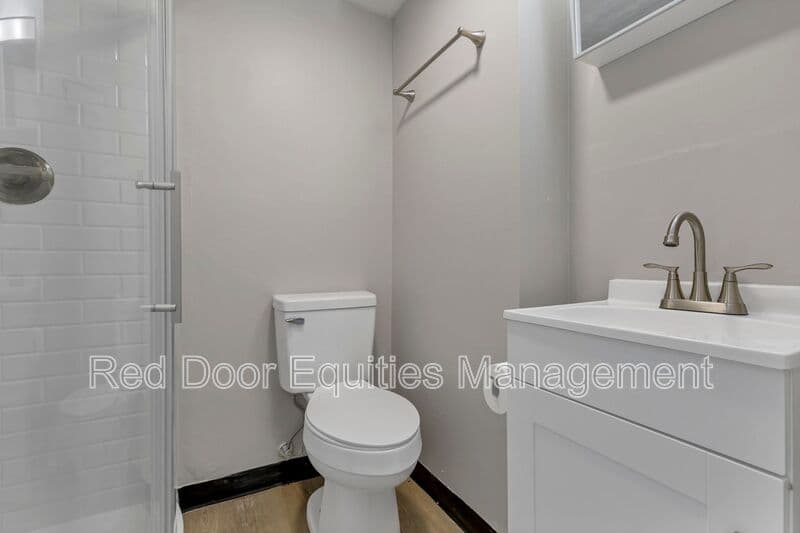Newark House: 425 Mt Vernon Road