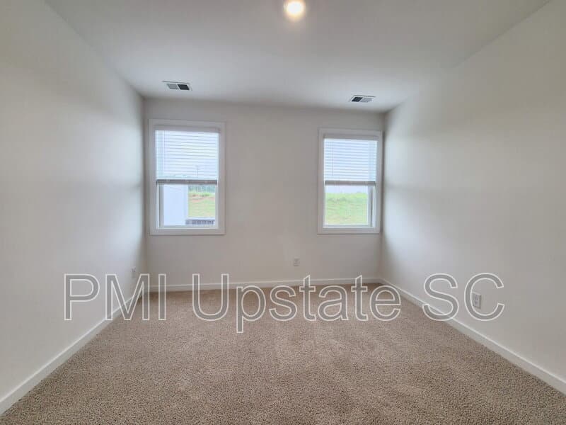 Spartanburg Townhome: 1283 Westgate Vlg Dr