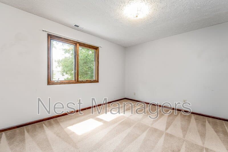 Fayetteville House: 3597 Hastings Drive