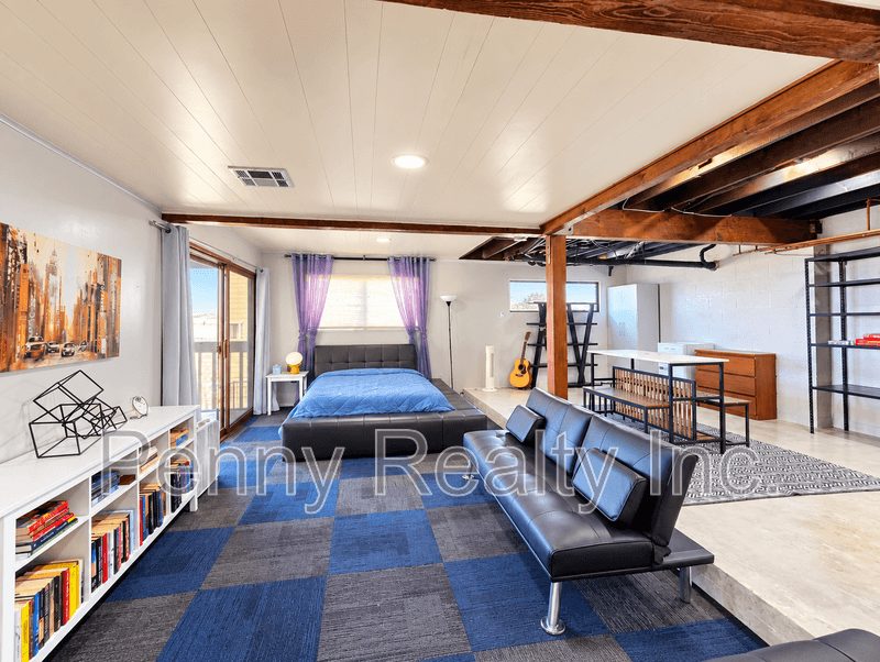 Escondido House: 9603 Indian Creek Way