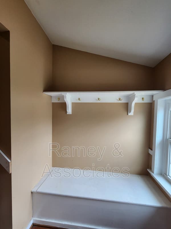 Louisville House: 3635 Taylor Blvd