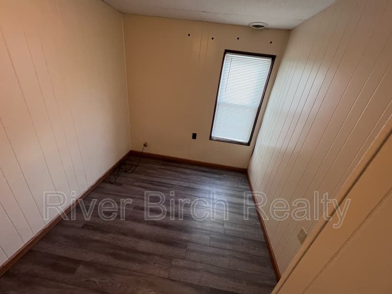 Springfield House: 719 N Eighth Street