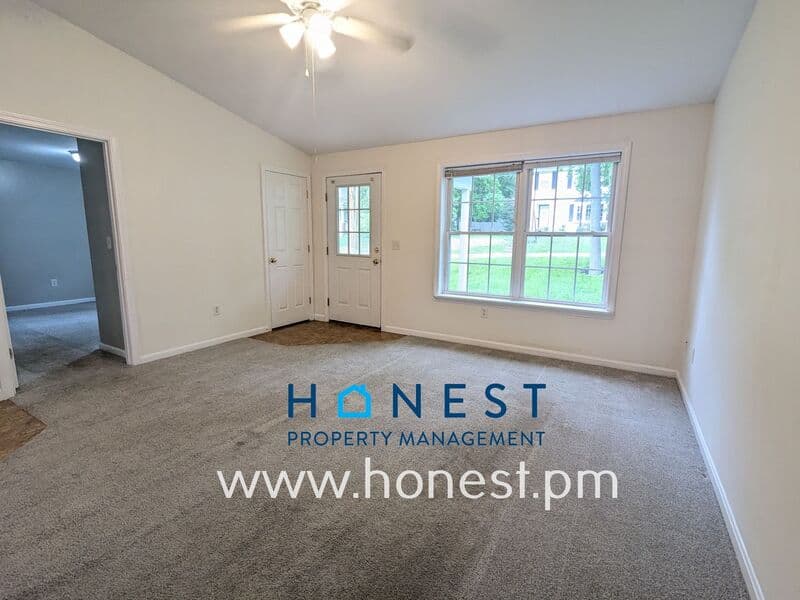 Augusta Condo: 5 Crooker Street