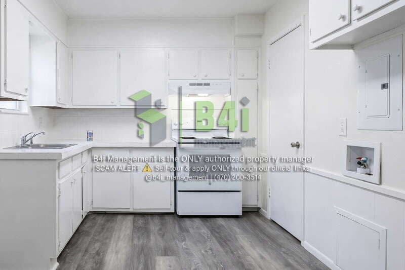 Stone Mountain Townhome: 1010 Sexton