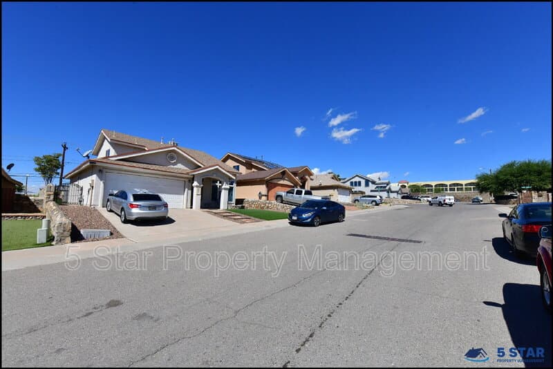 El Paso House: 736 Draco Pl !!