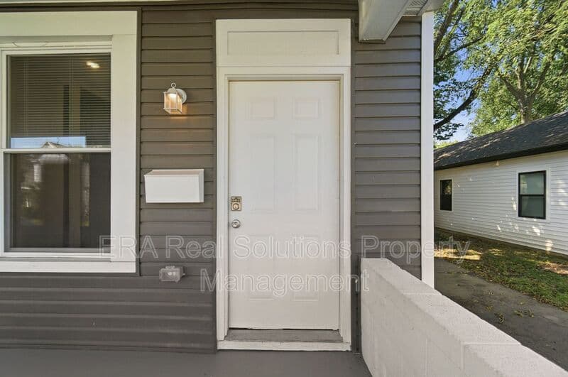 Columbus Condo: 871 Bellows Ave