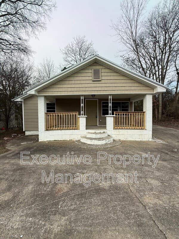 Birmingham House: 1512 Cherry Avenue