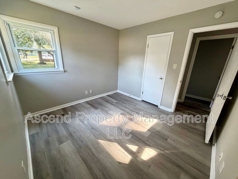 Chattanooga House: 7707 Canyon Dr