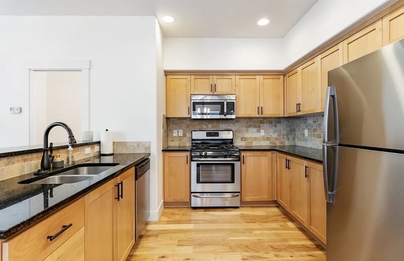 Beaverton House: 370 Southwest 204th Terrace