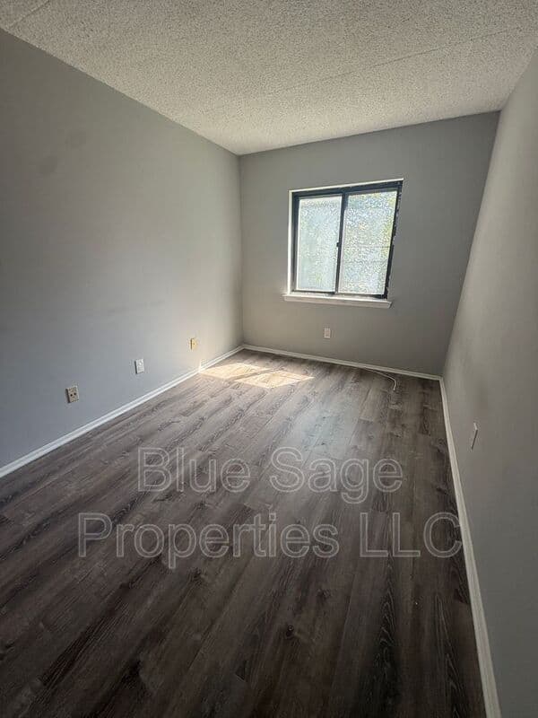 Wallingford Condo: 722A Putnam Blvd