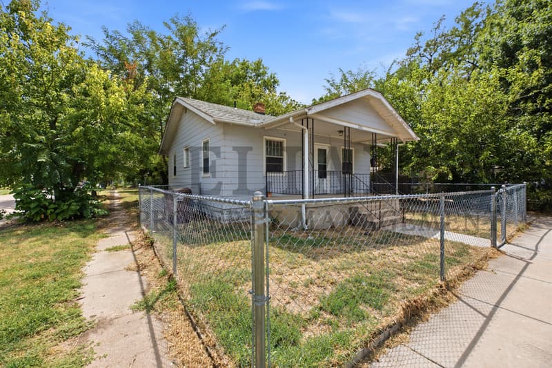 Wichita House: 2301 West 3rd Street North