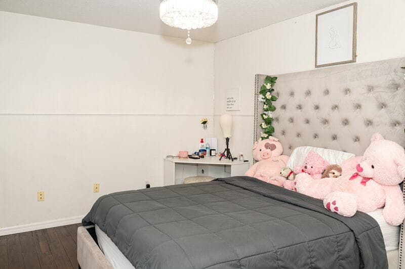 Orlando House: 2648 University Acres Drive