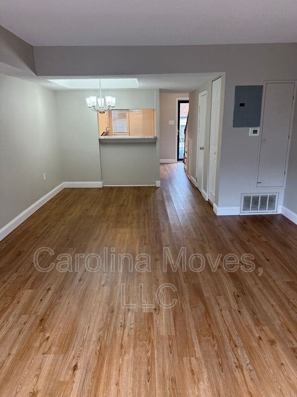 Greenville Condo: 2530 E North St.