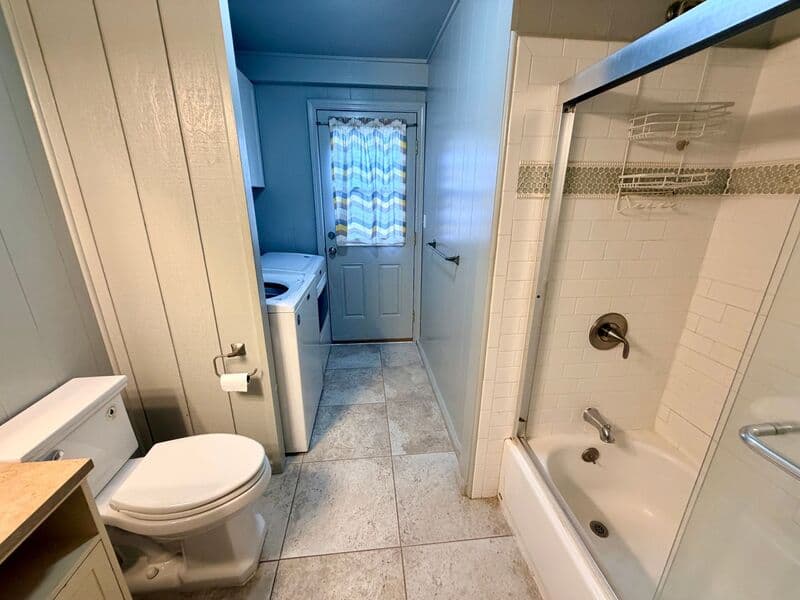 Kapolei House: 92-708 Makakilo Dr.
