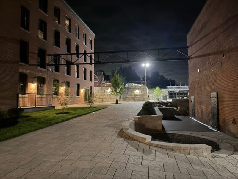 Jefferson Condo: 1665 Main Street - D101