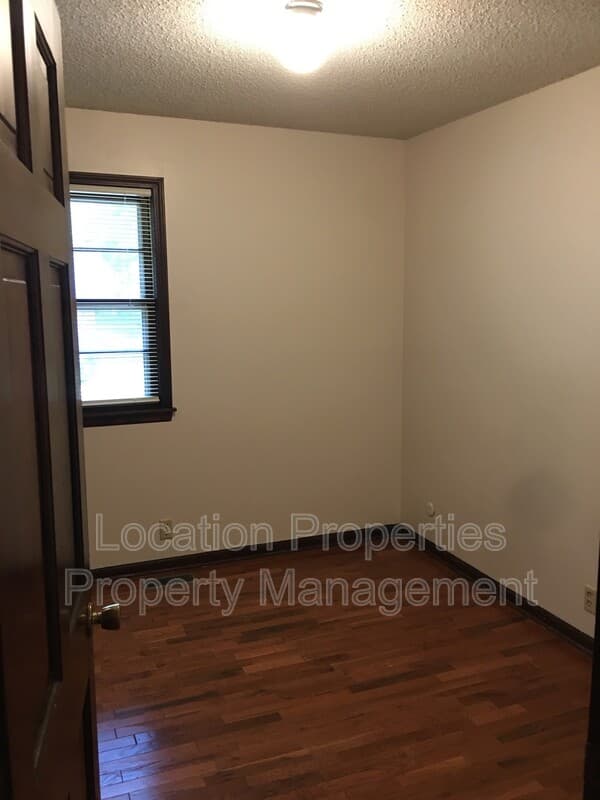 Lawrence House: 2916 Sagebrush Drive