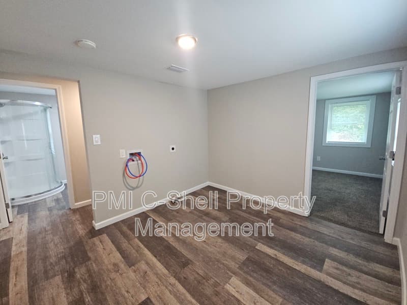 Pensacola House: 3258 Peagler Plaza Rd