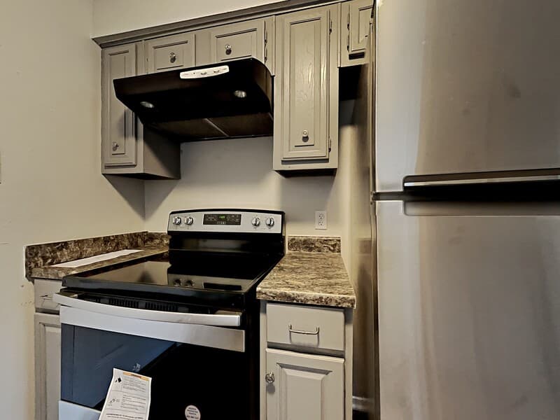 Conroe House: 1321 N 7th St