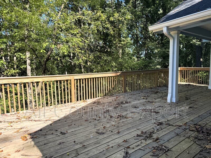 Flowery Branch House: 6525 Bermuda Lane