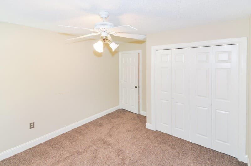 Richmond Hill House: 3 Oak Creek Court