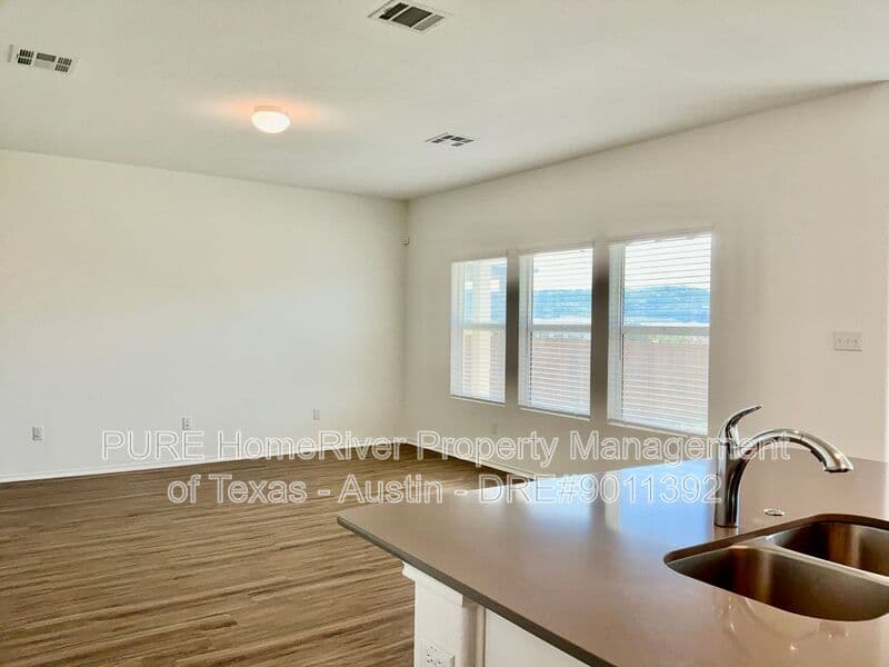 Lago Vista House: 22813 Agave Grove Dr.