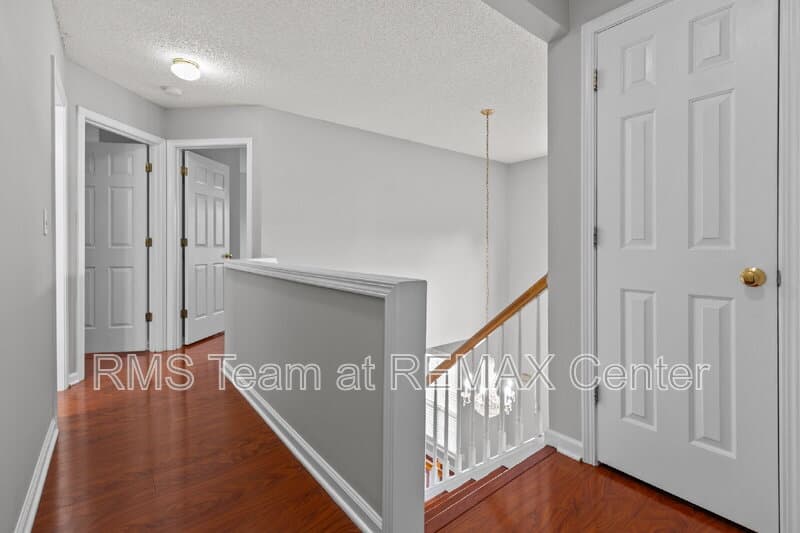 Duluth House: 2315 Hiawassee Dr