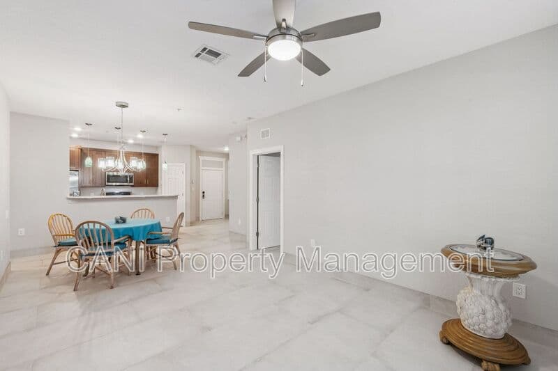 Orlando Condo: 2484 San Tecla Street