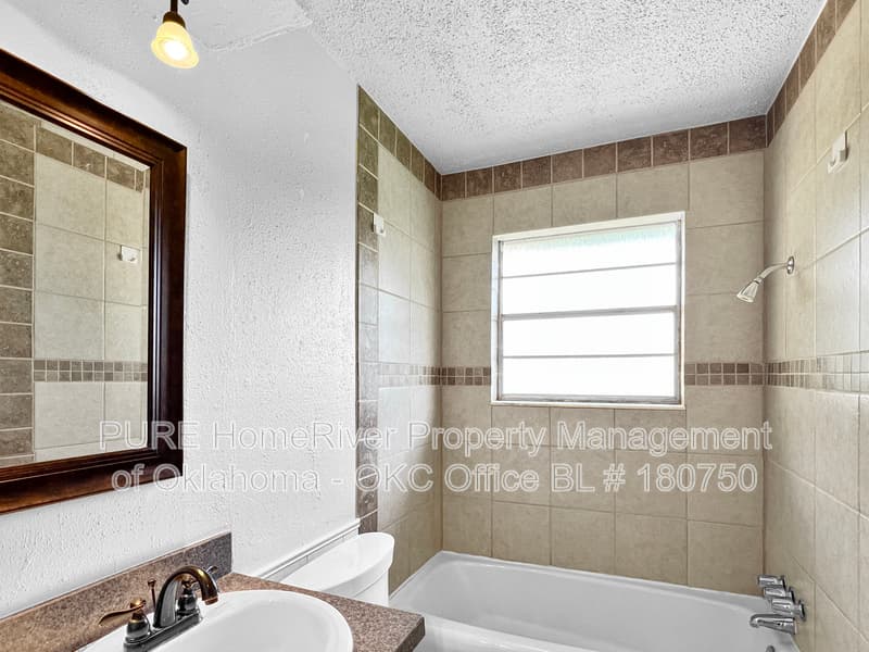 Yukon House: 1029 Cambridge Dr