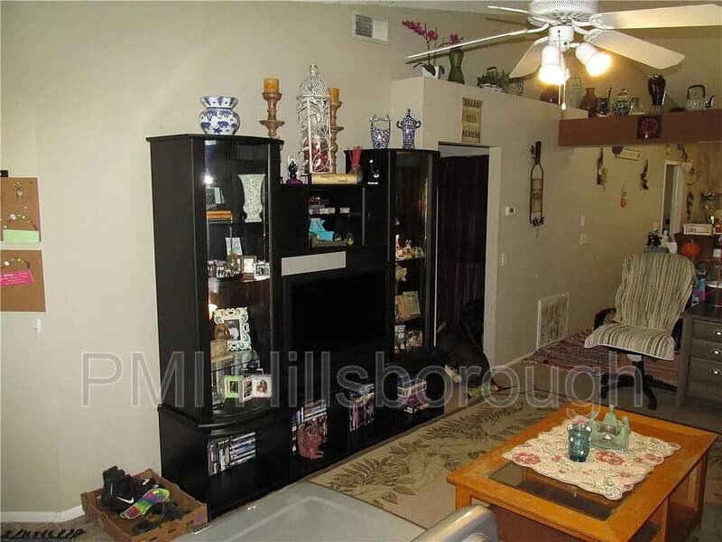 Brandon House: 914 Burlwood Street
