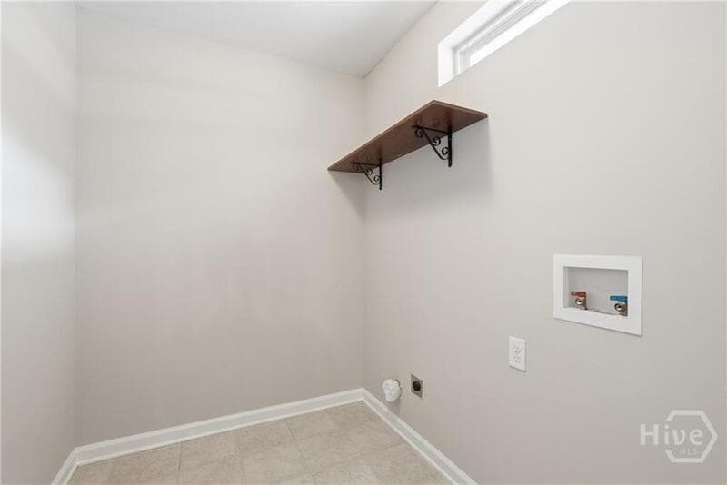 Richmond Hill House: 380 Summer Hill Way