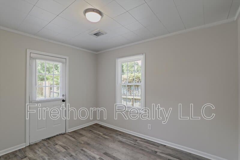 Augusta House: 2528 Luz Drive