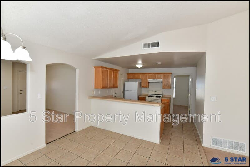 El Paso House: 3112 Tierra Ayala Drive !!