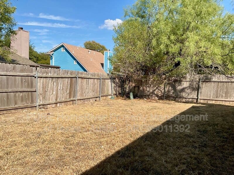Cedar Park House: 3002 Cottonweed Trl