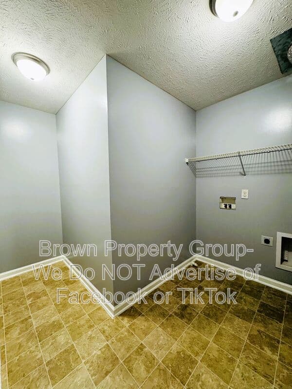 Fayetteville House: 3613-H Dornoch Dr