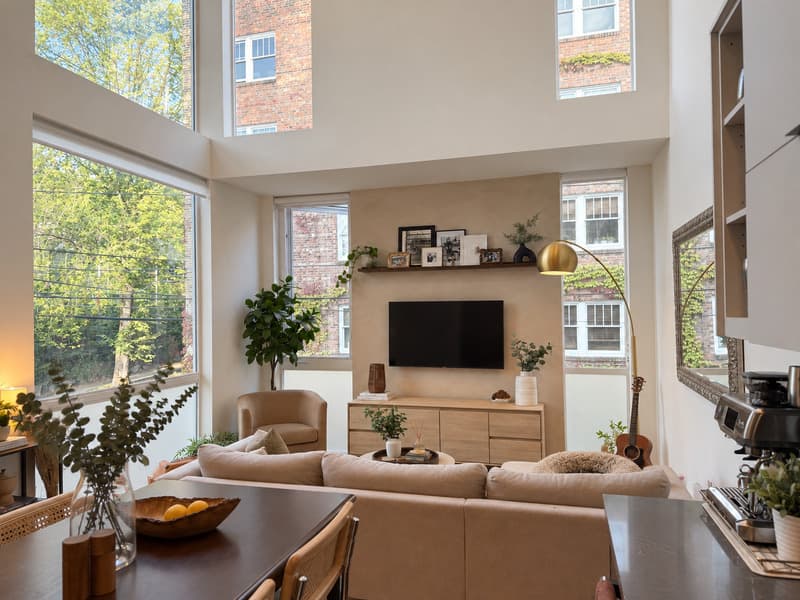 Seattle Townhome: 1509 E Olive Street