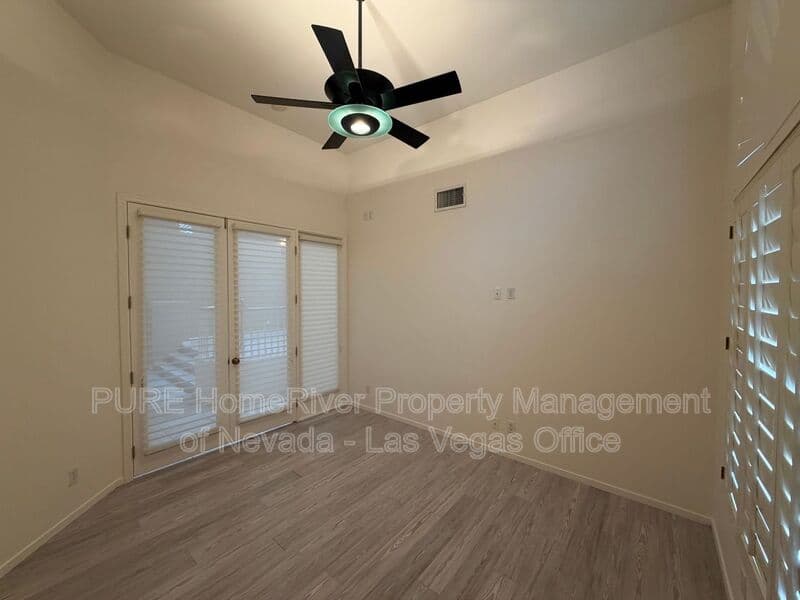 Las Vegas House: 2121 Stone Croft Street