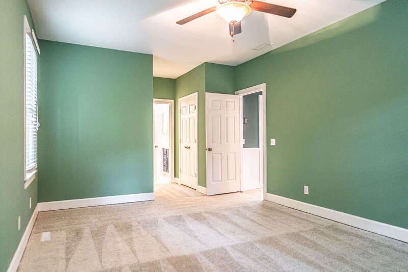 Southern Pines House: 22 Village in the Woods
