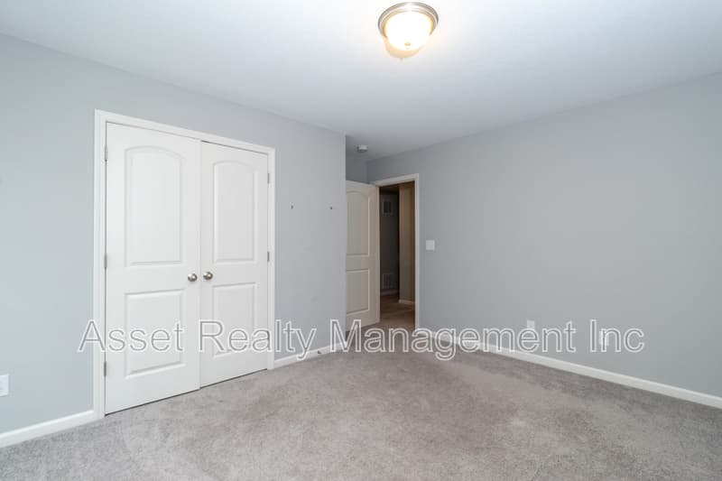 Knoxville House: 7832 Beeler Farms Ln