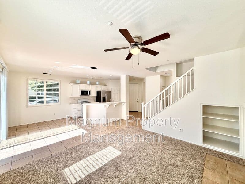 Riverside House: 11324 Riverleaf Dr