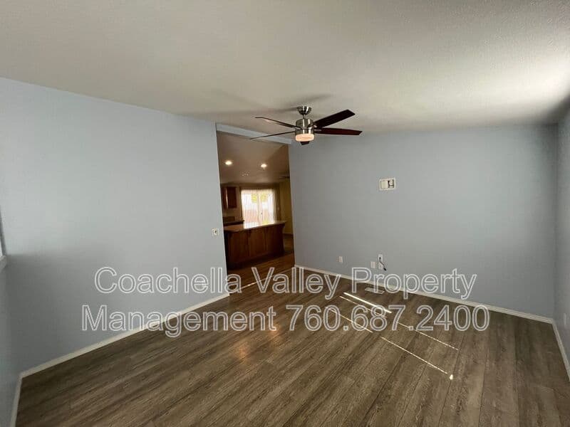 Desert Hot Springs House: 15300 Palm Dr