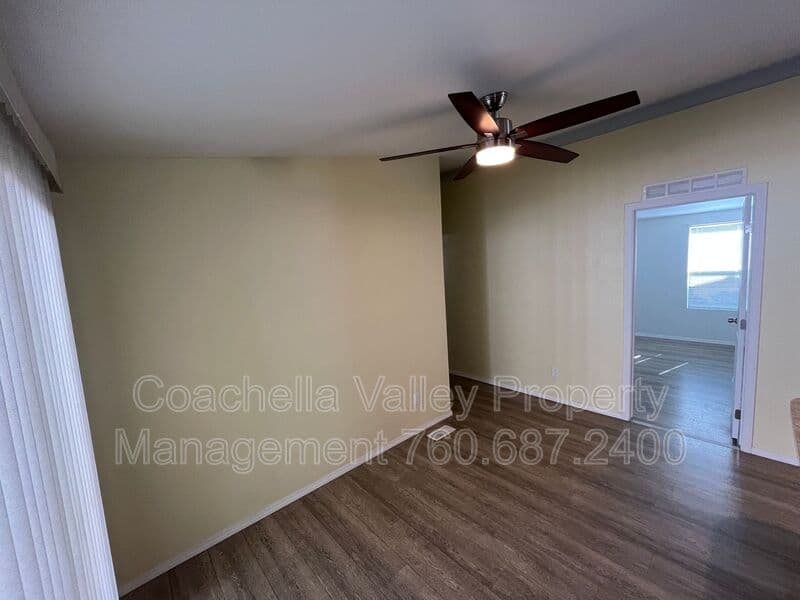 Desert Hot Springs House: 15300 Palm Dr
