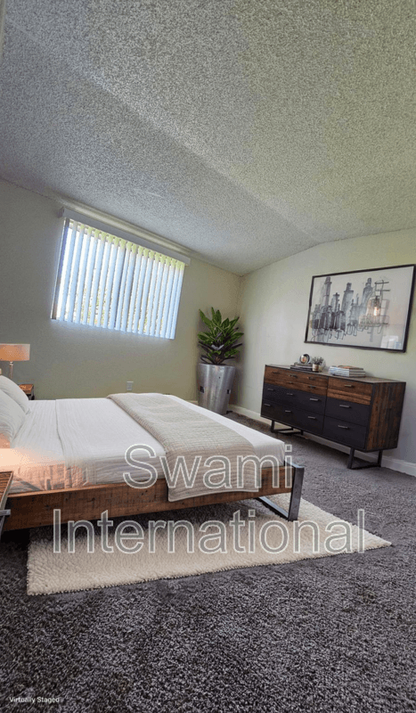 Garden Grove Condo: 13882 Clinton Street