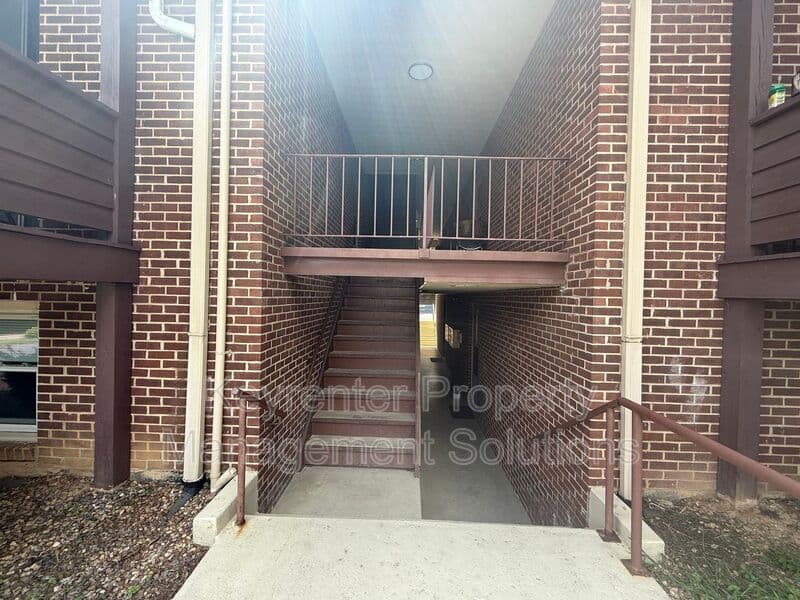 Staunton Condo: 2337 Morris Mill Rd
