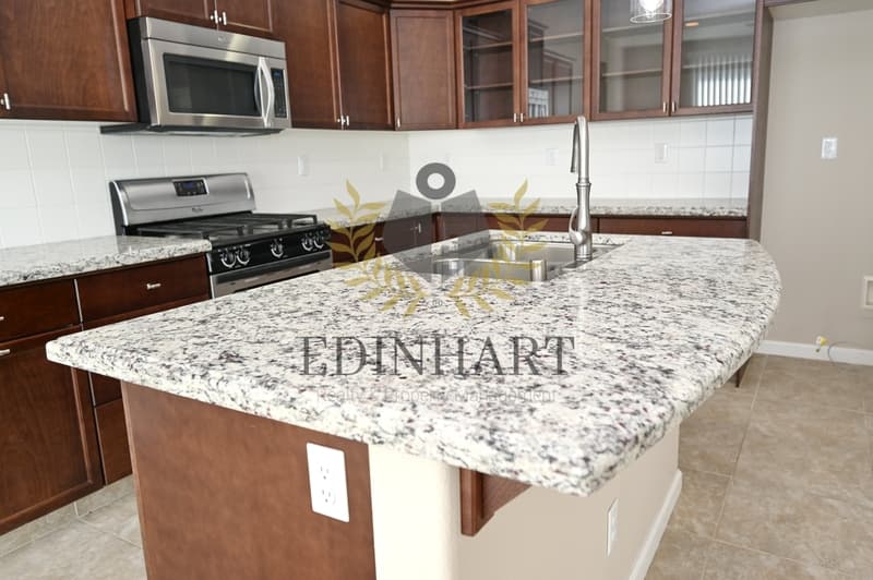 Clovis House: 3368 Monterosa Ln.