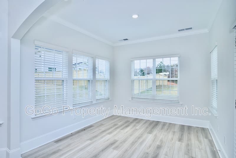Greenville House: 114 Horace Court Drive