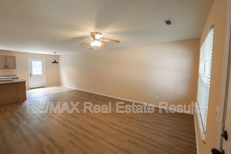 Rogers Condo: 2407 S 16th St