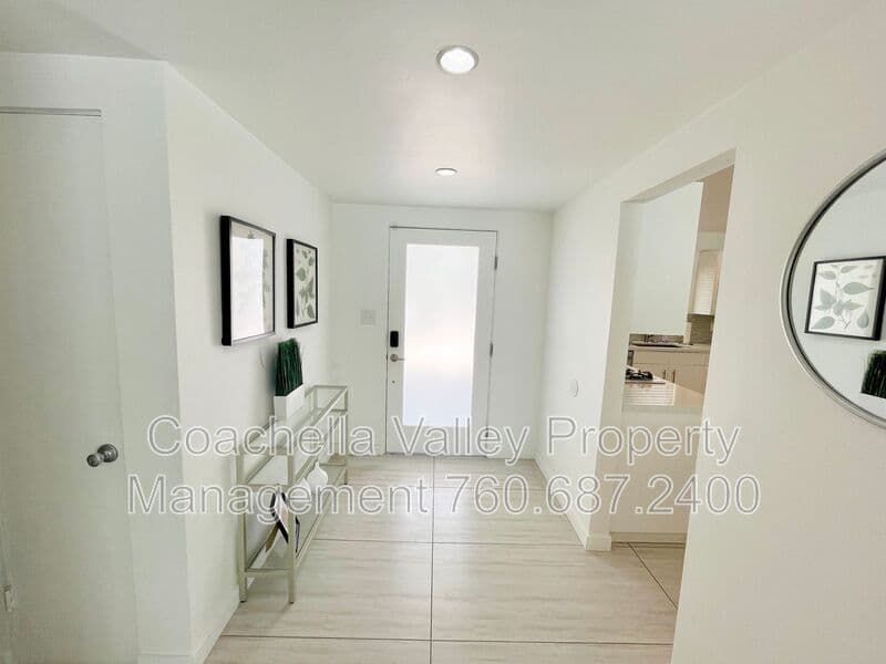 Palm Springs House: 2719 E Ventura Road