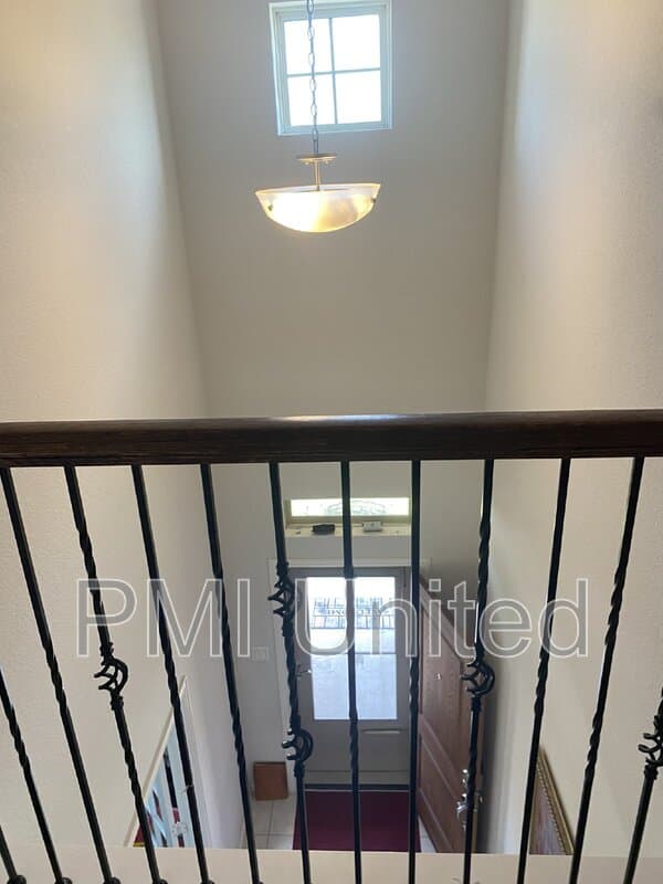 Fort Worth House: 429 Halwin Drive