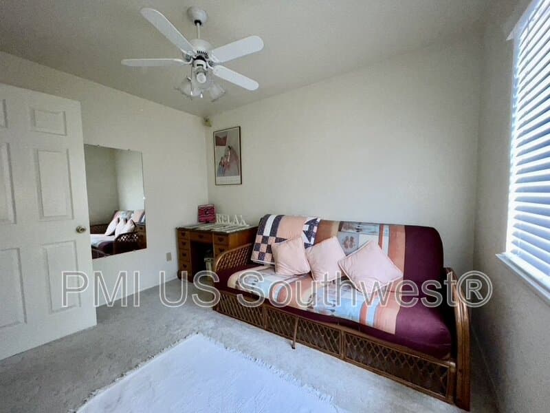 Bullhead City House: 3375 Sharon Ln
