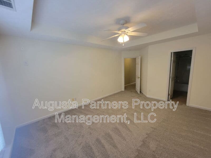 Evans House: 481 Connemara Trl